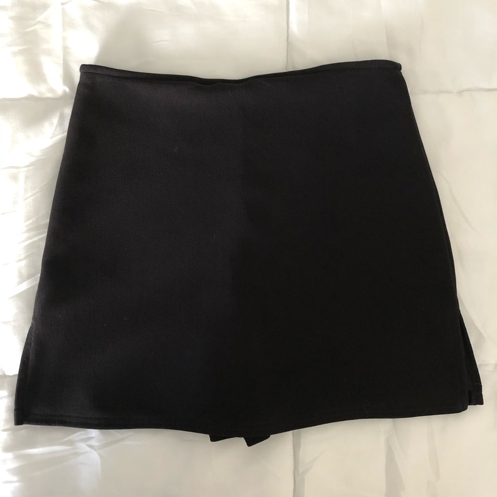 L.A. Gear Black Mini Skort